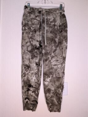 Lululemon Athletica Women Green Abstract Print Joggers 6 Athleisure Active Yoga